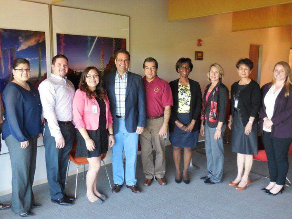 Cindy Quintero (fourth from the left) together with the Henkel Scottsdale Hispanic Professional Society. 