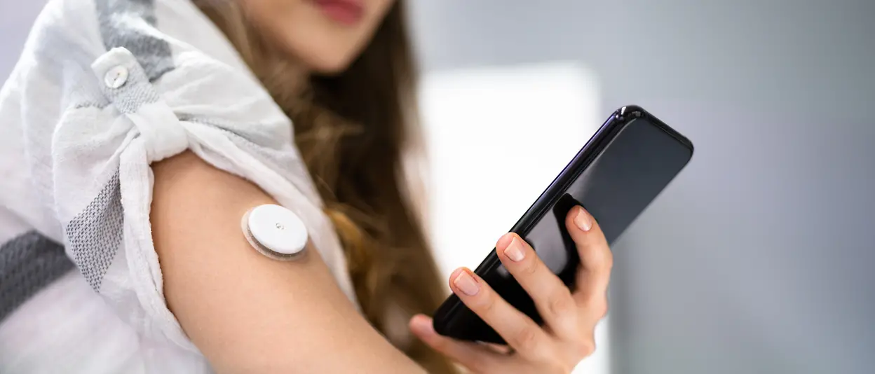 glucose monitoring device