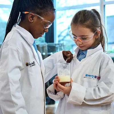 Henkel Brings Global STEM Programme Back to UK Classrooms