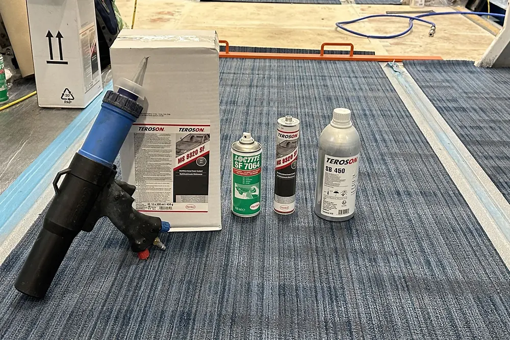 TEROSON® adhesive transforms train flooring for Southeastern Railway
