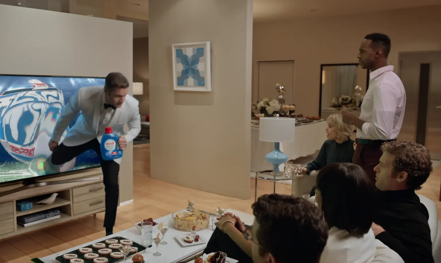 
For the third time in a row Henkel has a TV-Spot at the Super Bowl LII® with its premium detergent Persil ProClean.