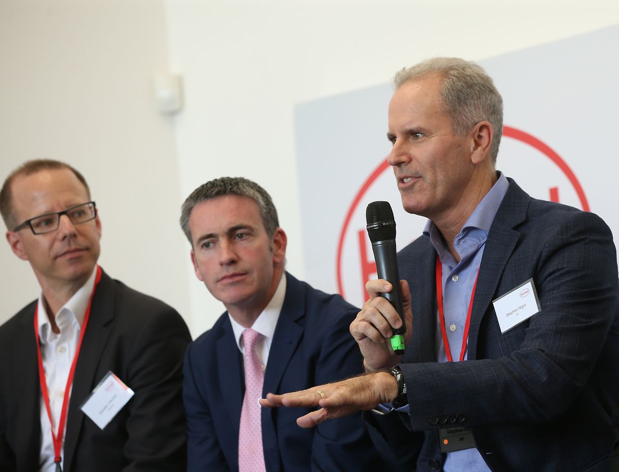 Stephen Nigro of HP during the panel discussion (to his right are Damien English, Government Minister, and Kersten Heuser of Siemens)